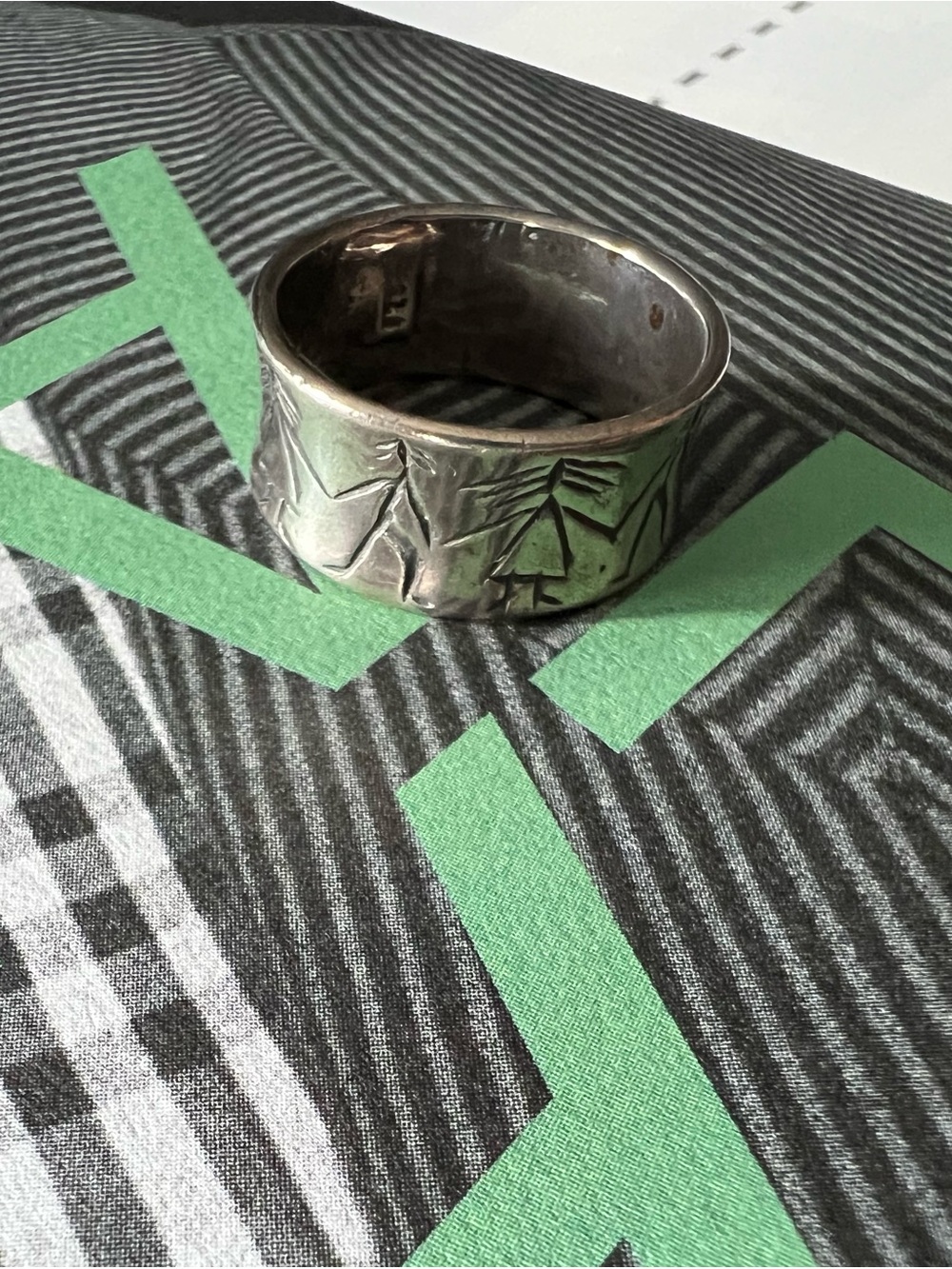 SHABLOOL • Family Figure Engraved 925 Sterling Silver Ring